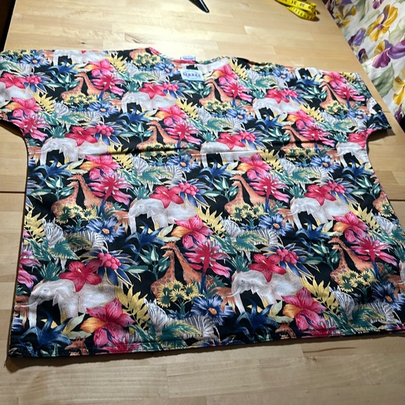 S.C.R.U.B.S. Zoo Animal Patterned Scrub Top - Picture 3 of 5